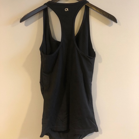 Gap Fit black racer back tank top - Picture 4 of 6
